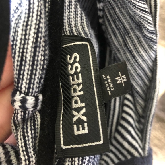 Express Hoodie - Picture 3 of 4